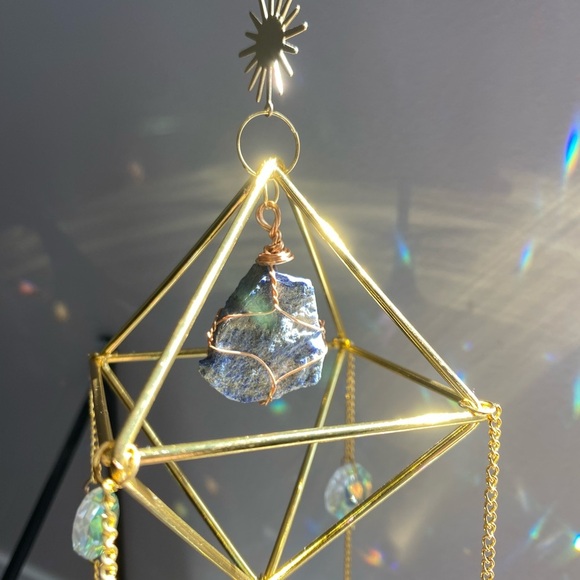 ✨2 for $50✨ Geometrical chandelier gold toned suncatcher with lapis Blue stones - Picture 5 of 9